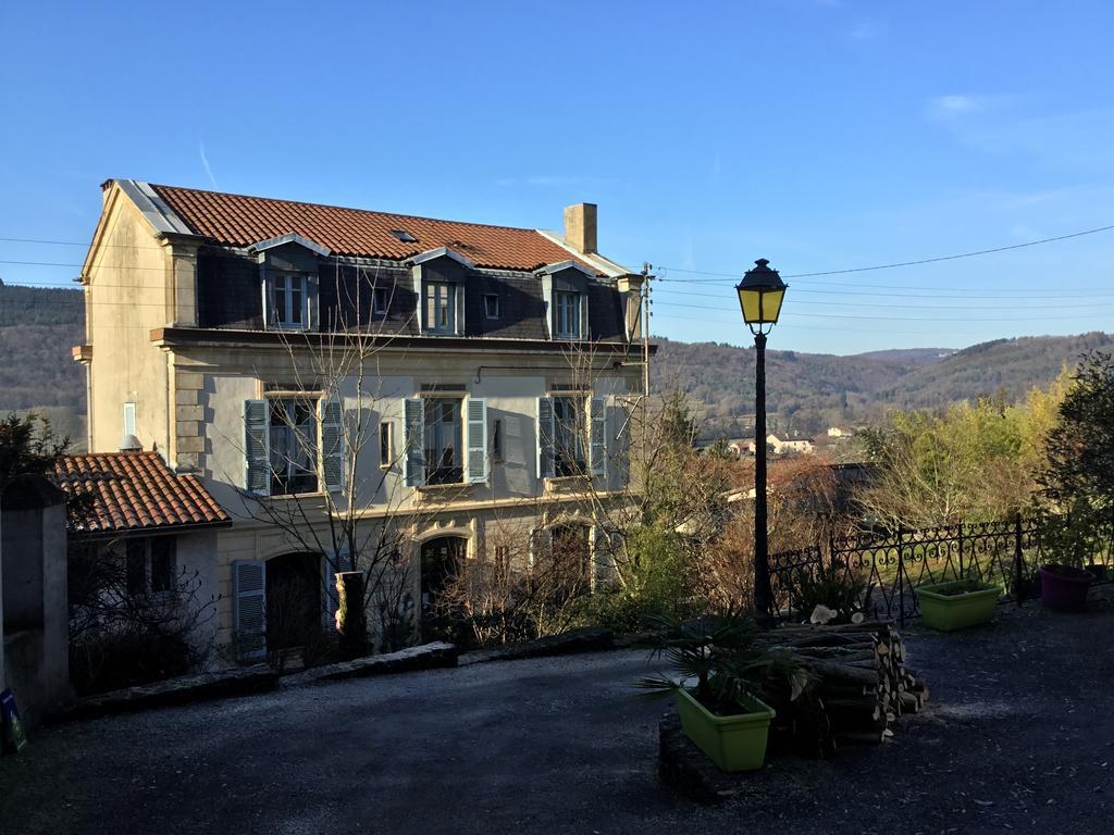 Le Clocher Saint-Julien  Luaran gambar